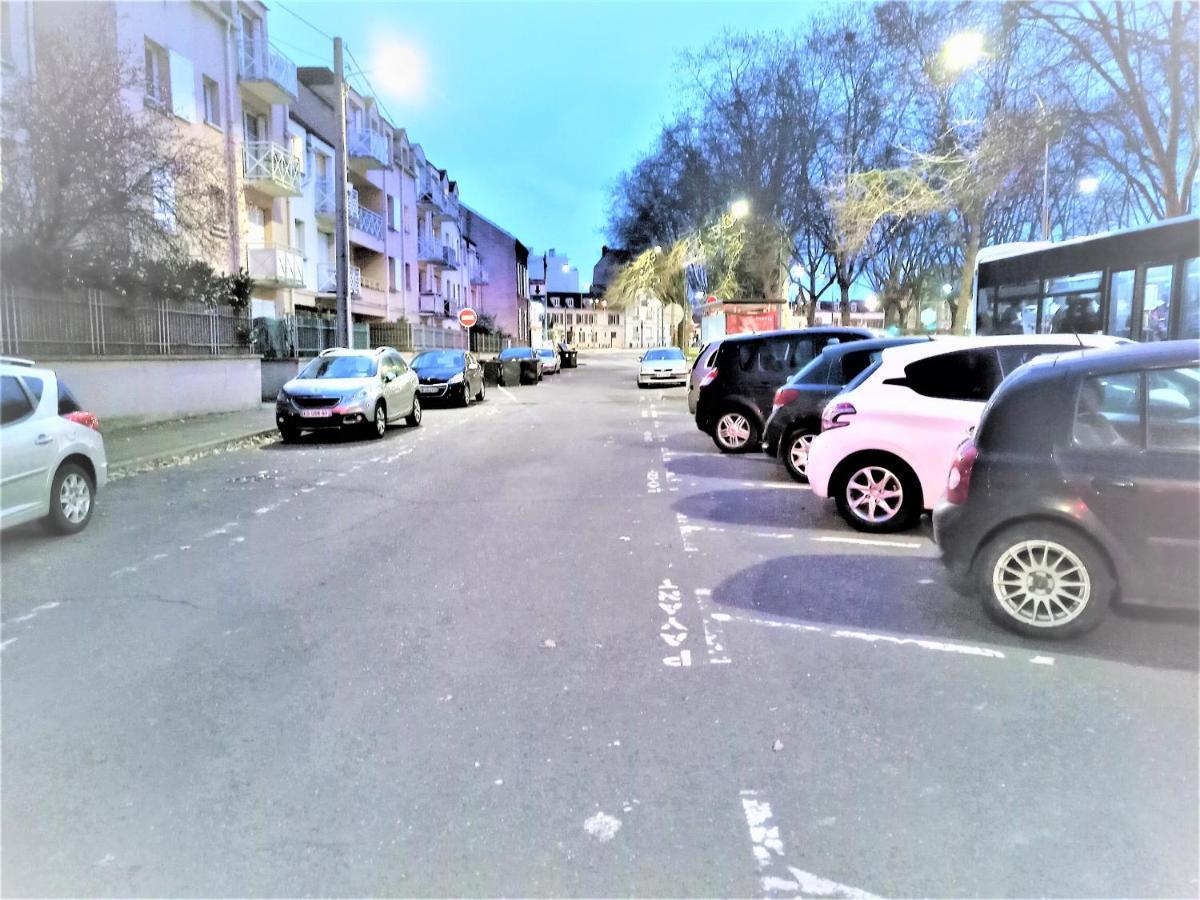 Appartement Proche Centre Ville, Gare Et Autoroute Melun Dış mekan fotoğraf