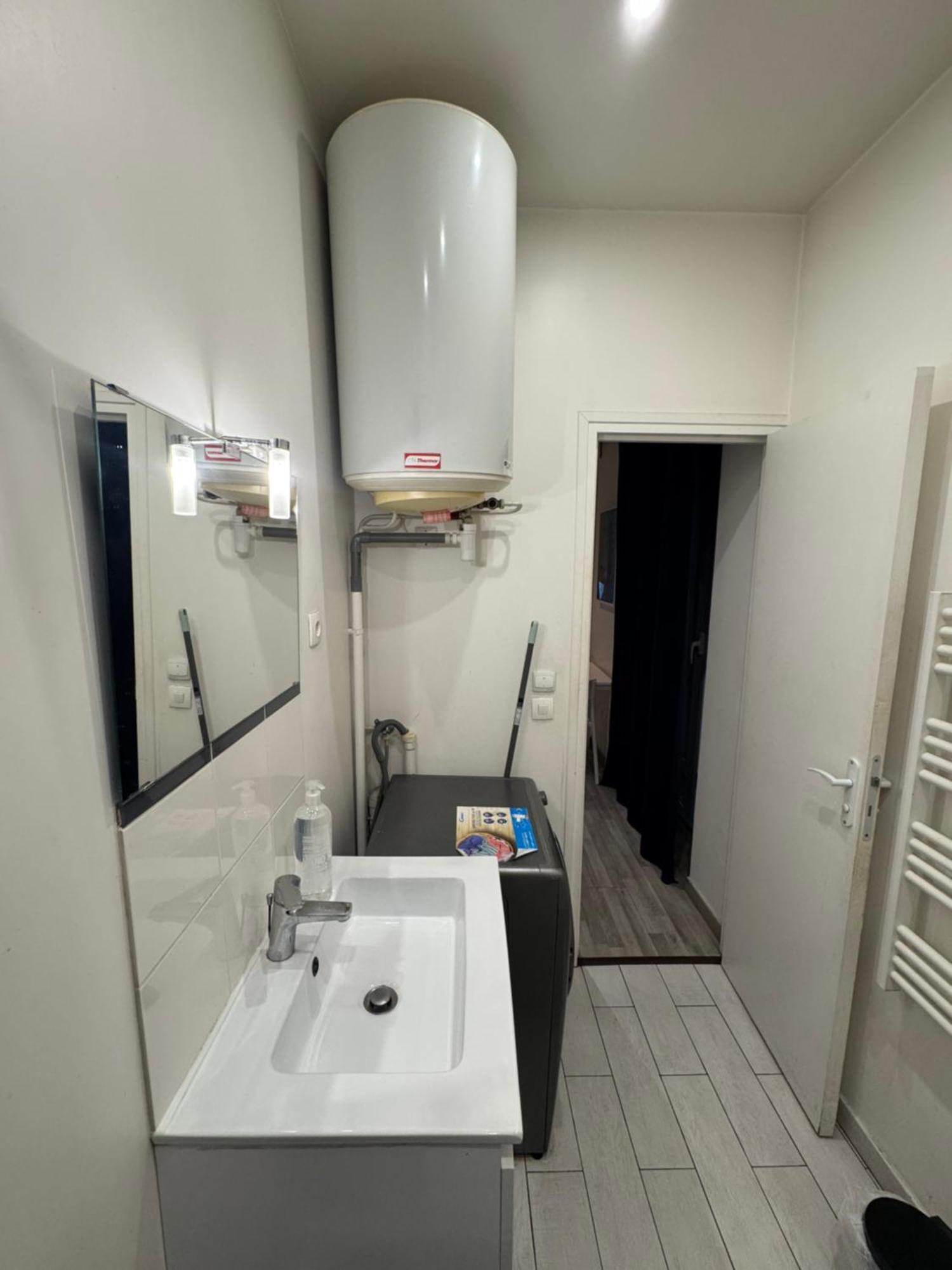 Appartement Proche Centre Ville, Gare Et Autoroute Melun Dış mekan fotoğraf
